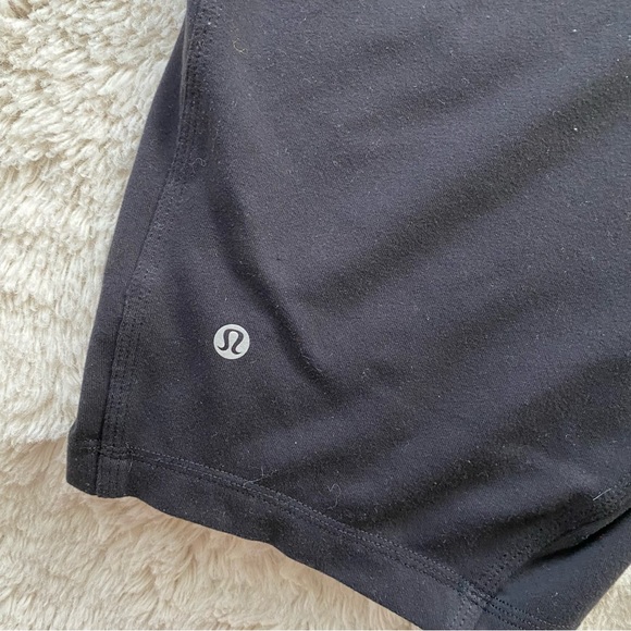 LULULEMON MENS ATHLETIC SHORTS - Picture 6 of 8